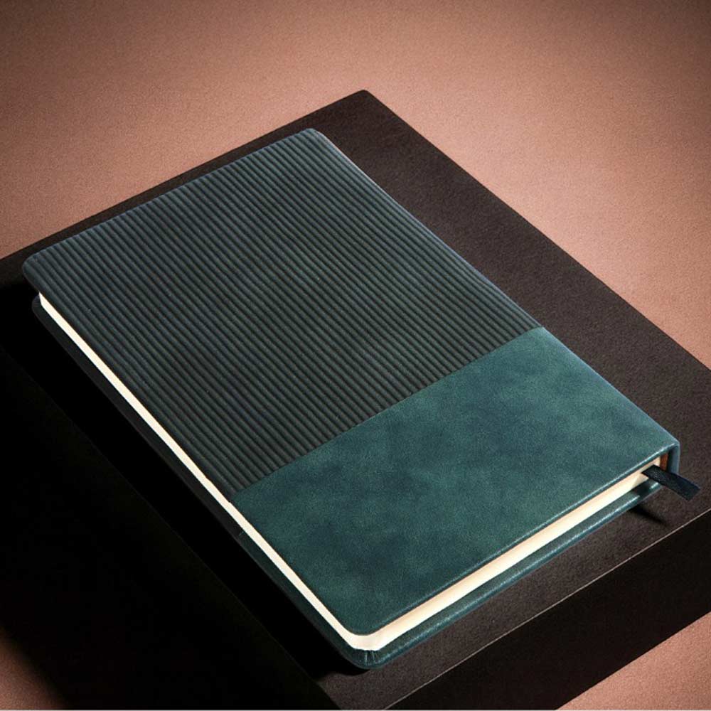 تقویم 1405 برند آپادانا کد12 ترمو دو تکه آیسل