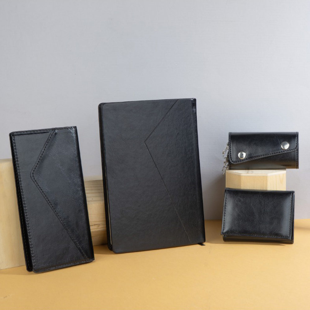 ست مدیریتی مشکی 1405 برند آپادانا کد70